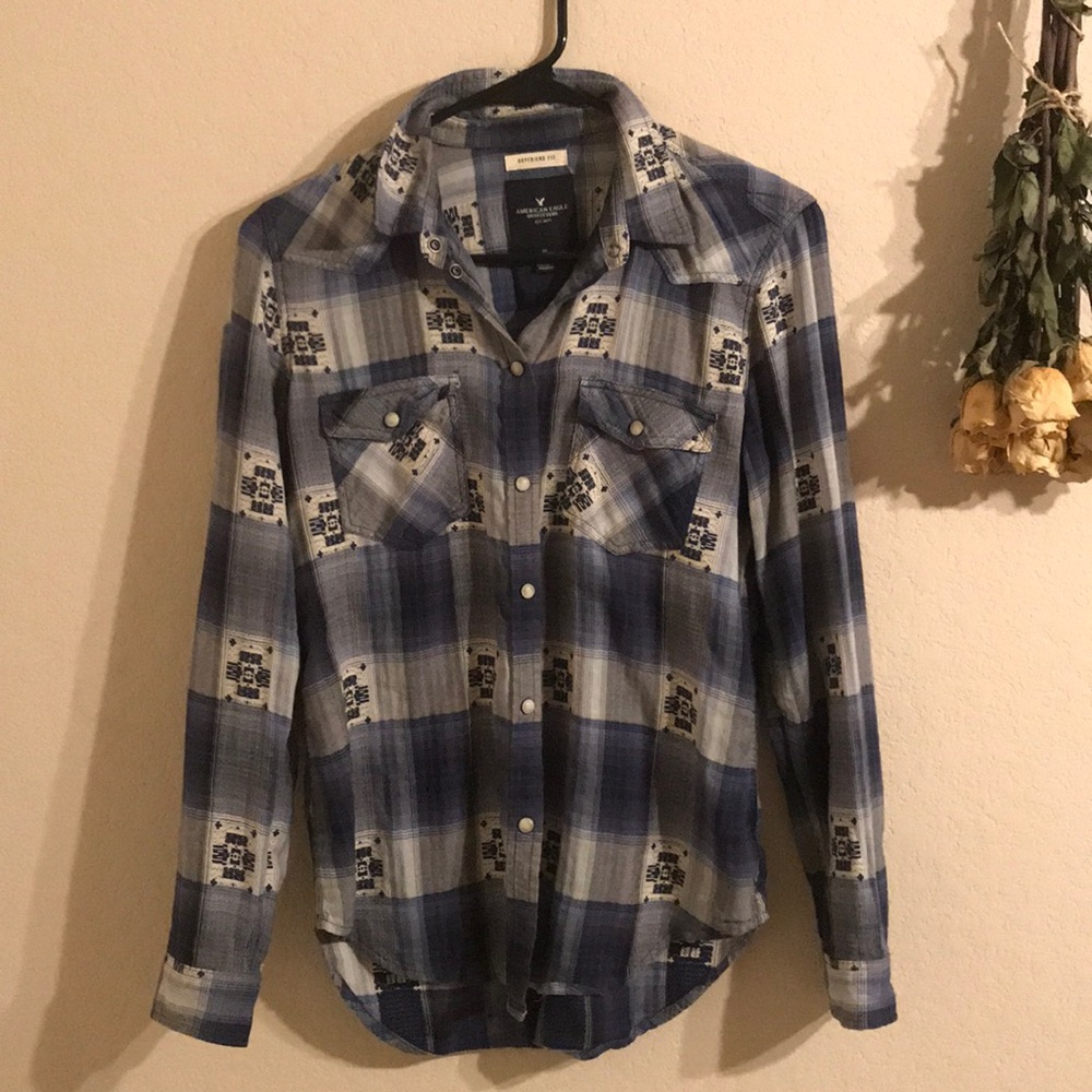 American eagle pearls snap shirt